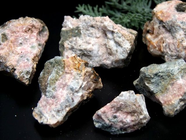 国産原石 インカローズ (菱マンガン鉱) 原石 1個売り 重さ15g