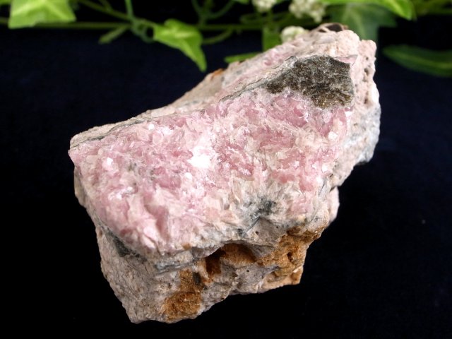 国産原石 インカローズ 菱マンガン鉱 原石 重さ255g 薔薇色の人生を