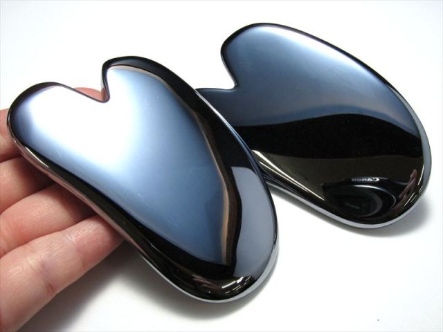 テラヘルツ鉱石 かっさ 羽型 (ハート型) 携帯用ポーチ付き 縦約75~85mm×横約50mm-55mm つやつや光沢で鏡のような表面 2020年