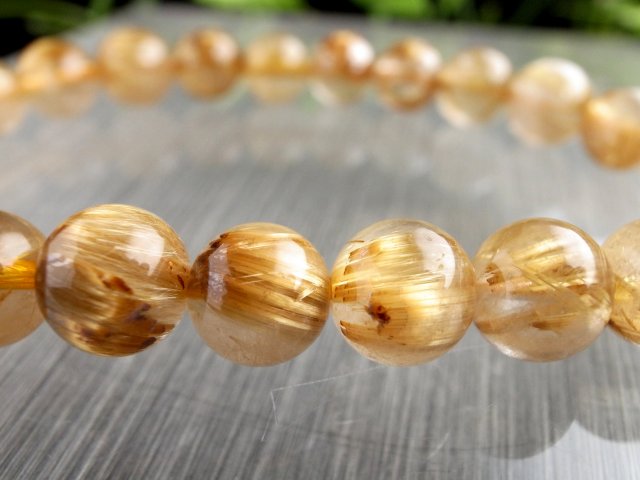 金運、勝負運ゴールドルチルクォーツブレスレット8.5mmブラジル産 