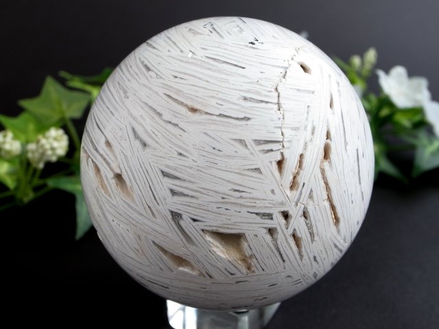 自然が作り出す芸術的模様 メキシカン クレイジーレース アゲート (白縞瑪瑙) 丸玉 置物 台座付 直径65mm 自然が作り出す芸術的模様