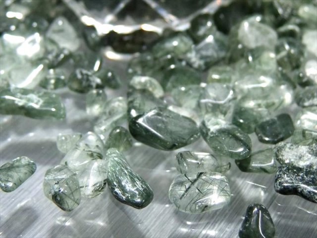 高品質モスグリーン グリーンルチルクォーツ さざれ石 200g 約4ミリ-12
