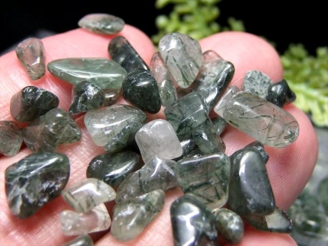 高品質モスグリーン グリーンルチルクォーツ さざれ石 200g 約4ミリ-12