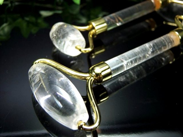 042263 天然水晶ローラー 超透明 天然水晶 美顔ローラー 1個売り 全長約140mm-145mm ハイ