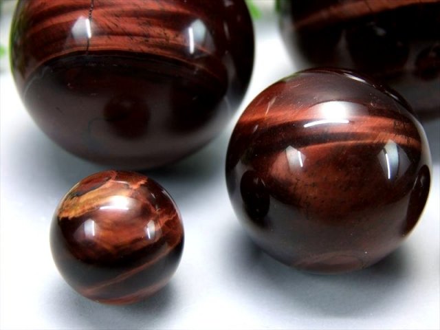 4A くっきりシラー レッドタイガーアイ 丸玉 φ30mm-32mm 幸運を招く