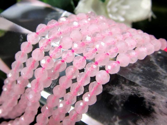 極小 ローズクォーツ カット 2mm-2.5mm珠 一連 約37cm-39cm 極上 天然石 ビーズ ブラジル産 パワーストーン 天然石