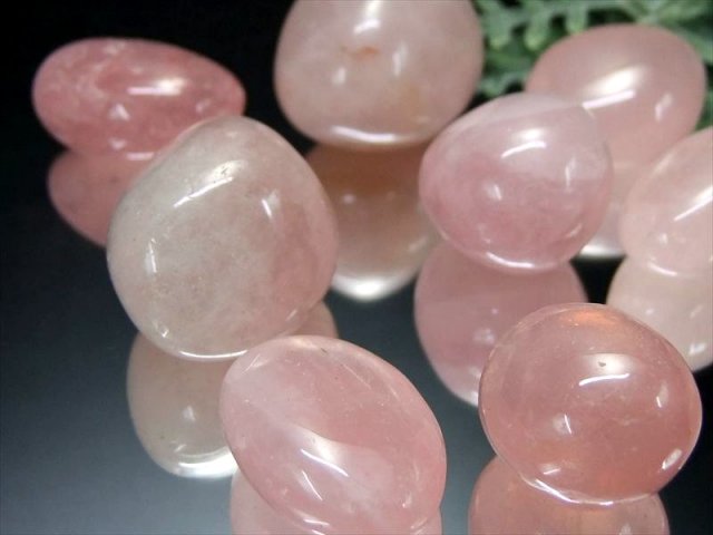 潤いピンク ローズクォーツ 紅水晶 タンブル 詰合せ 一袋約100g 約8-15