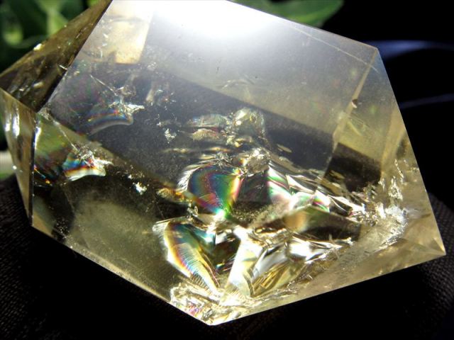 【天然石】シトリン￼ ポイント★透明度抜群 爆虹 シトリン ポイント 78g レインボー 透明度 綺麗 天然石｜Yahoo