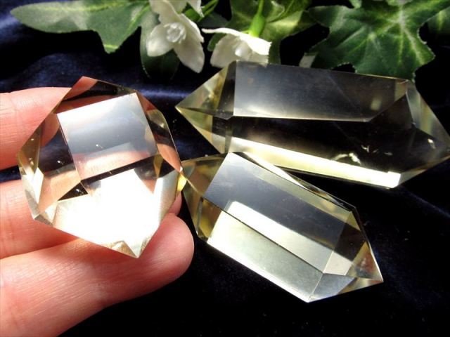 【天然石】シトリン￼ ポイント★透明度抜群 a21638-1_700.jpg