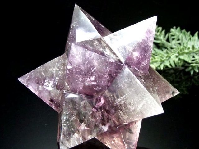 レア☆巨大な星！アステロイド水晶(がっつり虹入り)