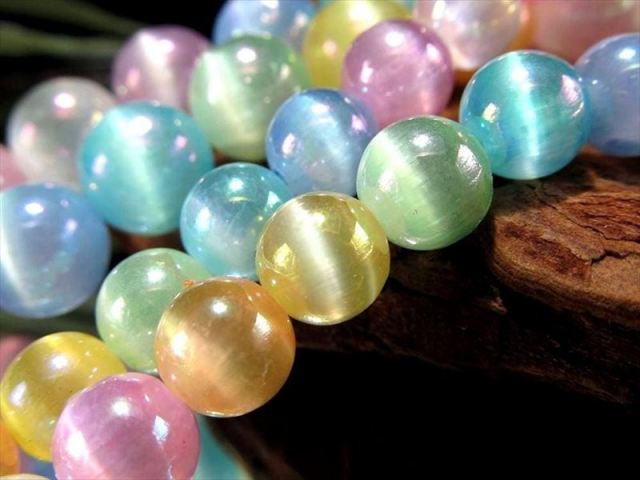抜群のキャッツアイ効果 約8.5mm珠 マルチカラー オーラキャッツアイ