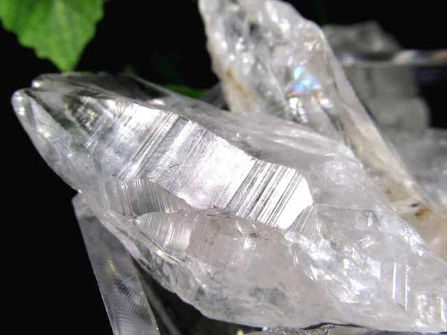 激レア 産出量ごく僅かの希少石 サチャロカクォーツ原石 Mサイズ