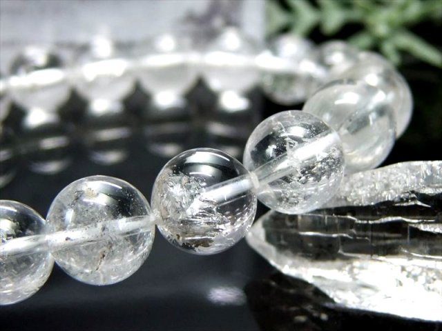 店頭展示中 禁断の神域水晶 ヒマラヤ山脈・チベット最奥の聖なる頂が生んだ奇跡 カイラスクォーツブレスレット 約9.5mm-10.5mm×19珠