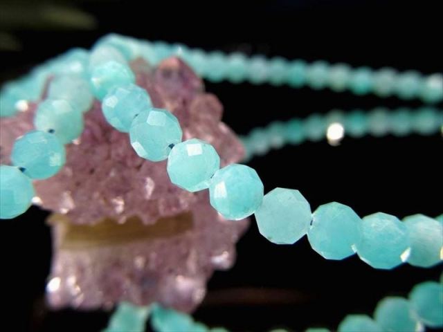 コスパ抜群 アマゾナイト 天河石 ボールカットデザインブレスレット 約4mm-4.5mm×34珠前後 アジャスター金具付 キラキラ繊細カット 希望の石 中国