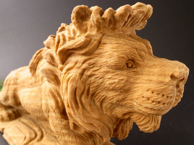 本物の質感 縁起物 ジャスパー ライオン 彫刻置物 最大幅 約