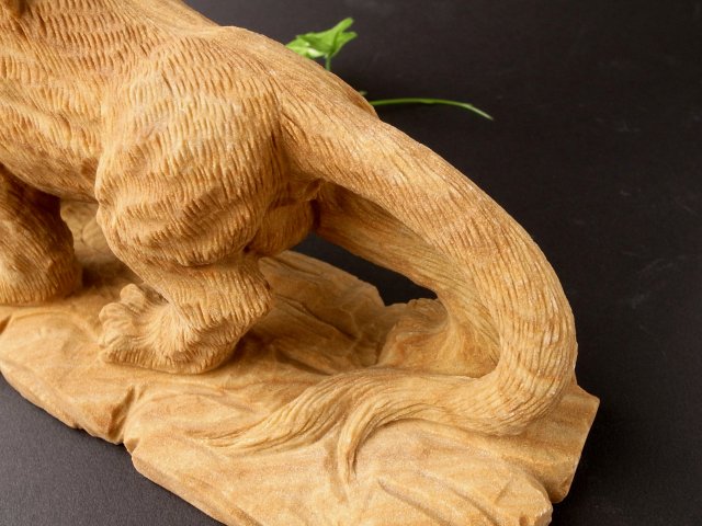 本物の質感 縁起物 ジャスパー ライオン 彫刻置物 最大幅 約220mm 重さ