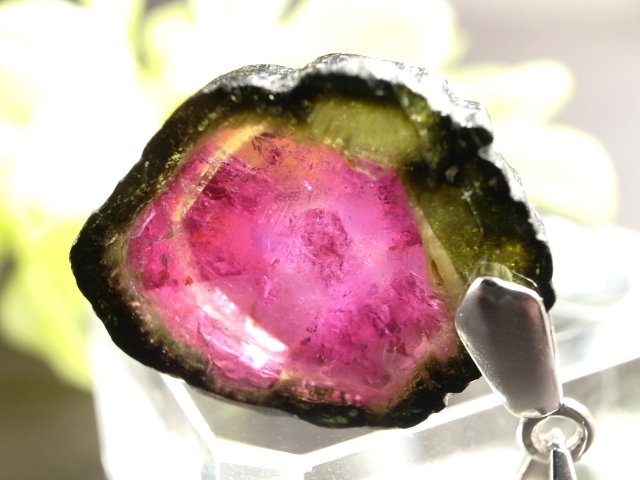 ロイヤルクラス ウォーターメロントルマリン ペンダントトップ 重さ約2.4g 希少なバイカラートルマリン 濃厚カラー 電気石 Silver925 一点もの ブラジル産
