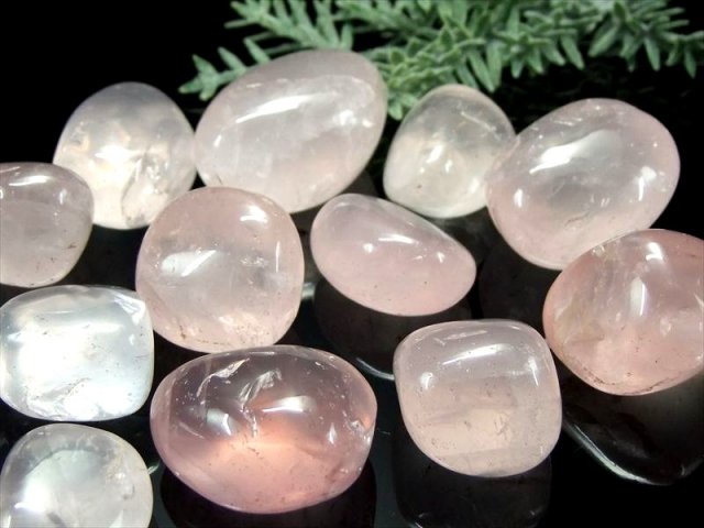 超希少モザンビーク産 ローズクォーツ（紅水晶）タンブル 詰合せ 一袋