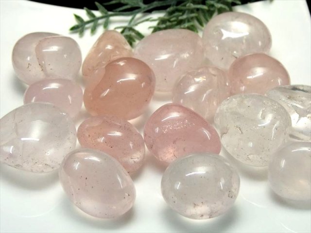 超希少モザンビーク産 ローズクォーツ（紅水晶）タンブル 詰合せ 一袋