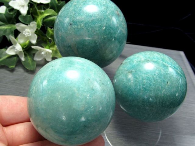 幻想的なブルーグリーン アマゾナイト 丸玉 直径58mm-60mm 1個売り