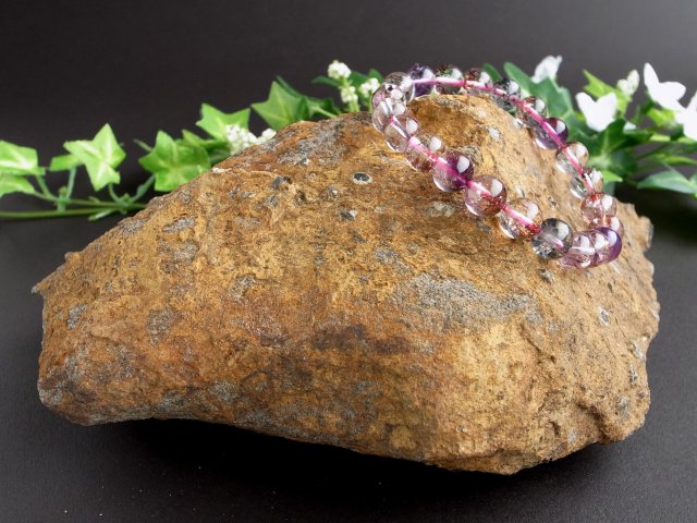 希少 国産原石 鋼玉 (コランダム)原石 1407g 世界4大宝石の1つ 勝利を呼ぶ石 itk 岩手県 東磐井郡 大東町 沖田産