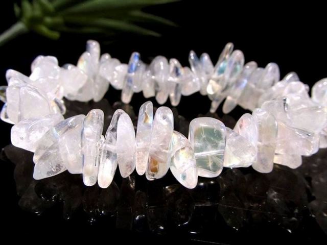 レインボームーンストーン さざれ ブレスレット 内径約16cm 幅約6mm