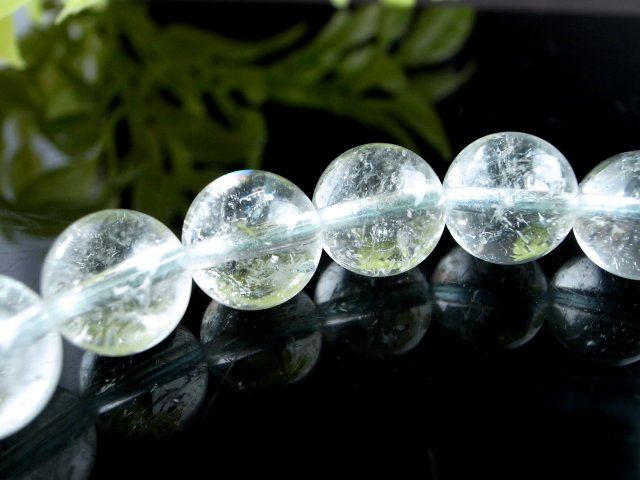 専用】高品質 透明感抜群 天然石ペリドット約6.8㍉ 高品質 透明感