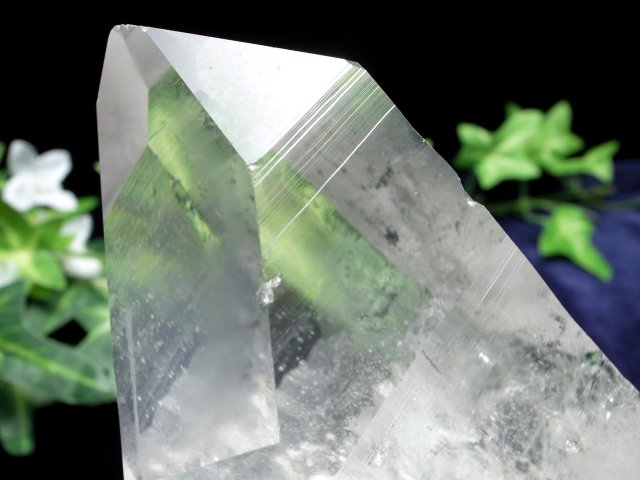 激レア！ レムリアンシードクリスタル 単結晶 原石 重さ182g 最大幅130mm 古代レムリアンの叡智を記録 シンギングクリスタル 一点もの