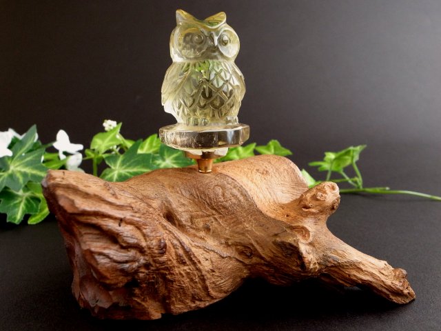 天然石 縁起物 金運 オルゴナイト フクロウ ゴールドルチルクォーツ