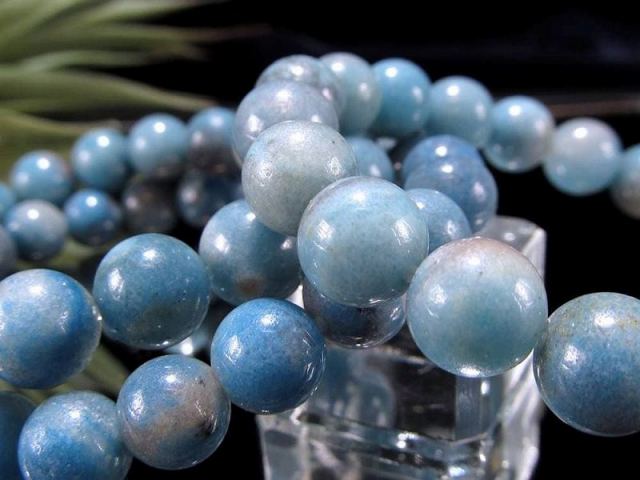 マーストリヒトAurorea 皿 古道具 blue flow ブロカント ナチュラルなMIXブルーカラー トロレアイト トロール石/ラズライトイン