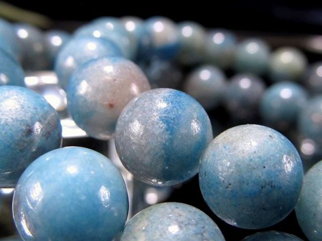 ナチュラルなMIXブルーカラー トロレアイト トロール石/ラズライトインクォーツ ブレスレット 9mm×21珠前後 心の鎮静化・集中の石 ブラジル産