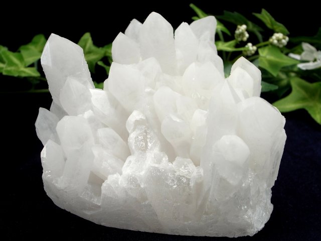 雲南産 水晶クラスター 原石 高さ約64mm 重さ486g ヒマラヤ山脈の東端 力強い水晶 浄化 一点もの 雲南省産