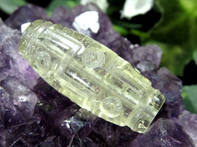 数量限定入荷！貴重天珠 リビアングラス 九眼天珠 重さ3.6g 幅約25mm エジプト政府採掘禁 隕石由来のインパクトガラス