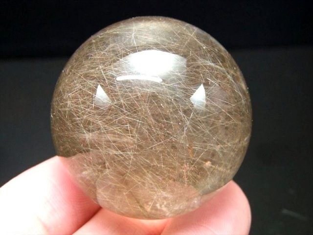 透明度抜群 繊細 シルバールチルクォーツ 丸玉 台座付 直径約38mm 重さ75g 上品なバランス ギラギラ針 限定1点物 ブラジル産 パワーストーン 天然石