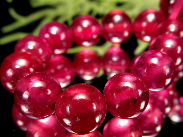 至高の1本 S級 宝石質 ルビー(紅玉)ブレスレット 8mm-9mm×24珠