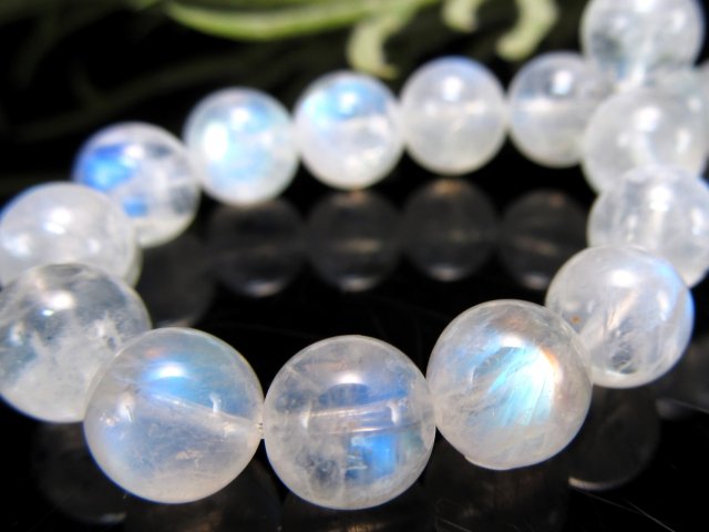 美麗ブルーシラー 5A ブルームーンストーン ブレスレット 7mm-7.5mm×26