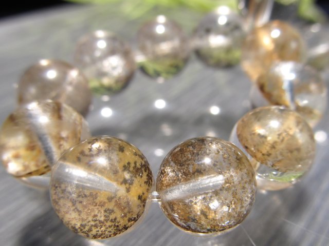 店頭展示中 3A 透明感抜群 自然が描く唯一無二の模様 デンドリティック・クォーツブレスレット 10mm-10.5mm×20珠 天然の芸術作品 木の葉状鉱物デンドライト