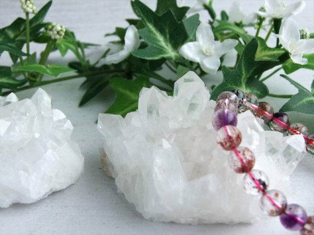 安心の結晶太め 3A 四川 水晶クラスター 1個売り 重さ160g-200g ギフト