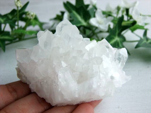 安心の結晶太め 3A 四川 水晶クラスター 1個売り 重さ160g-200g ギフト