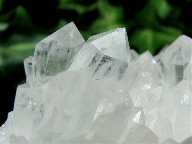 超大型水晶 32㎝ 重さ52kg 安心の結晶太め 3A 四川 水晶クラスター 1個売り 重さ70g-100g ギフト