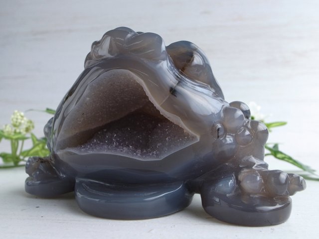 福運をもたらす笑顔の石 笑口メノウ 銭蛙 彫刻置物 最大幅125mm 瑪瑙