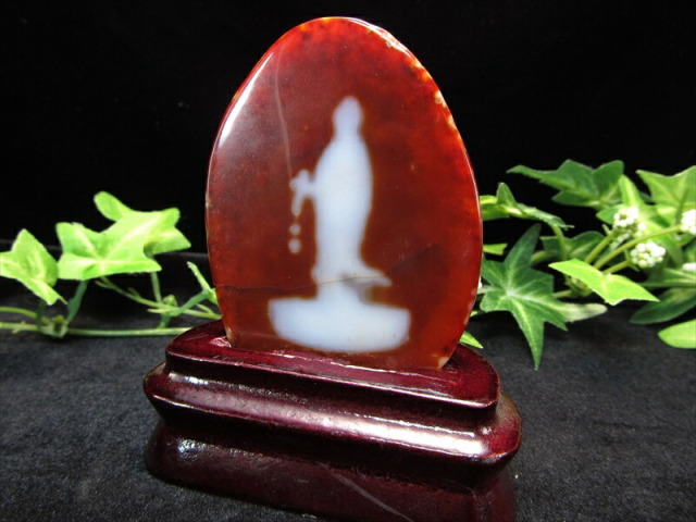 完全限定入荷 入荷頻度極少 赤瑪瑙原石スライス 観音紅天珠プレート