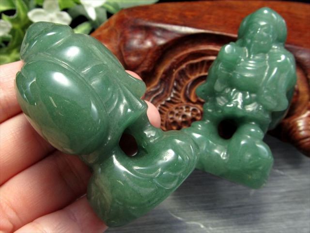 縁起物 アベンチュリン 大黒天 彫刻置物 1個売り 高さ約62mm前後 重さ