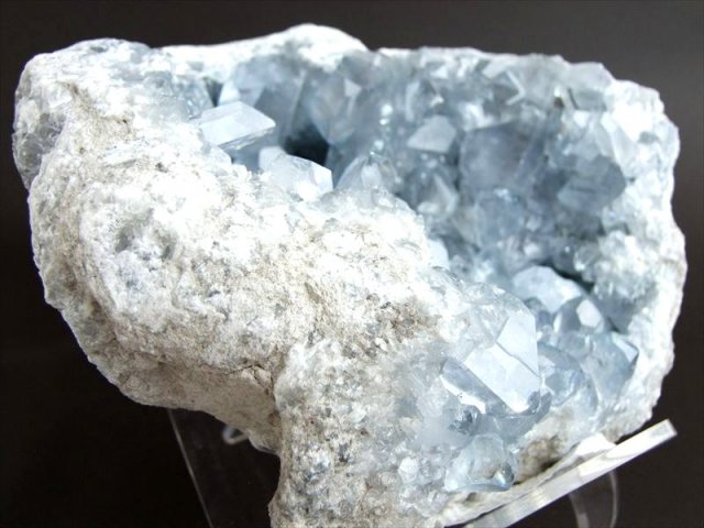 別格・過去最高品質 S級 セレスタイト 原石 アクリル台座付き 最大幅