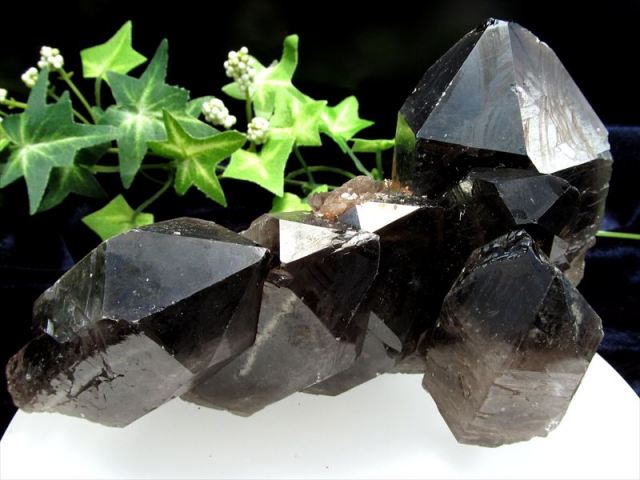 自然色　水晶クラスター モリオン　13個セット　1kg 水晶　原石　自然石c2 自然色 水晶クラスター モリオン 13個セット 1kg 水晶 原石 自然石c2