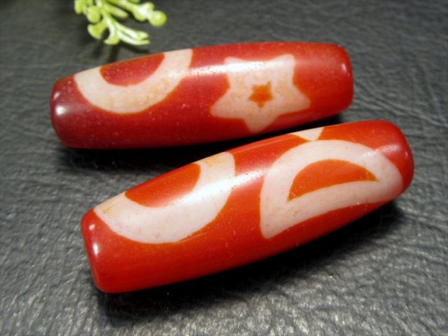 紅朱砂　亀甲EC 希少紅朱砂入り 日月星紅天珠(にちげっせいべにてんじゅ) 約37mm-40mm