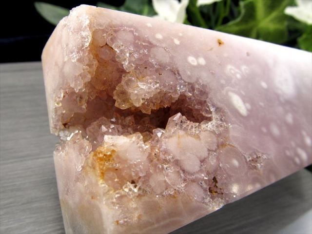 桜満開 さくらメノウ オベリスク置物 1個売り 重さ120g-140g 桜