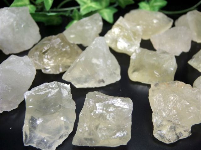 ★限定NEW★心身の癒し♡【200gレモンクォーツ『檸檬水晶』さざれ】❤️ ☆特選一石☆心身の癒し♡【小粒200gレモンクォーツ『檸檬水晶