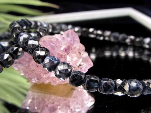 ☆特選ご奉仕☆希少☆勝利を呼ぶ石【サファイア『青玉』ミラーカット