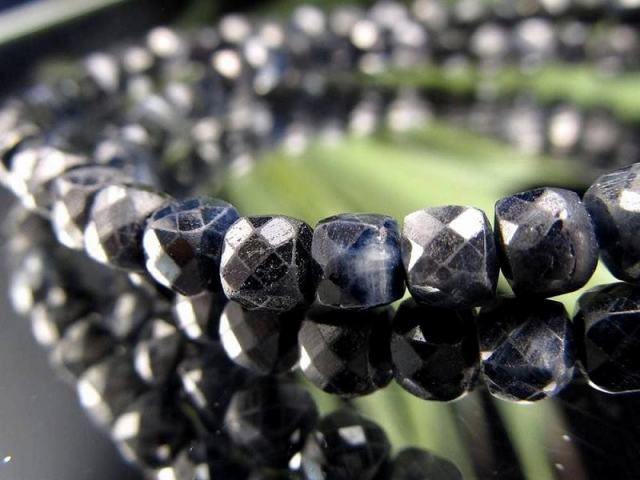 サファイア キューブカット ブレスレット 幅約3.5mm-4.5mm キラキラ